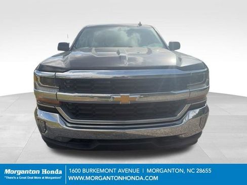 Used 2017 Chevrolet Silverado 1500 LT w/ All Star Edition AWD/4WD image 2