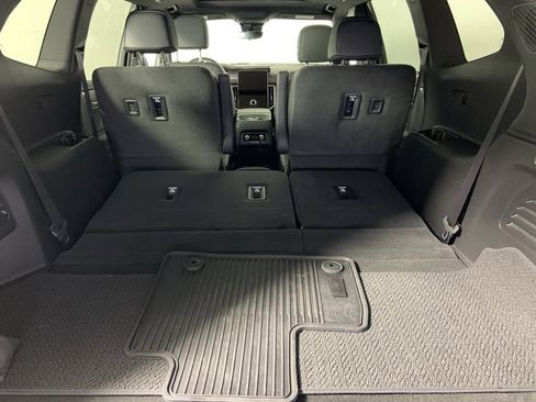 Used 2026 GMC Acadia Denali w/ Super Cruise Package image 22