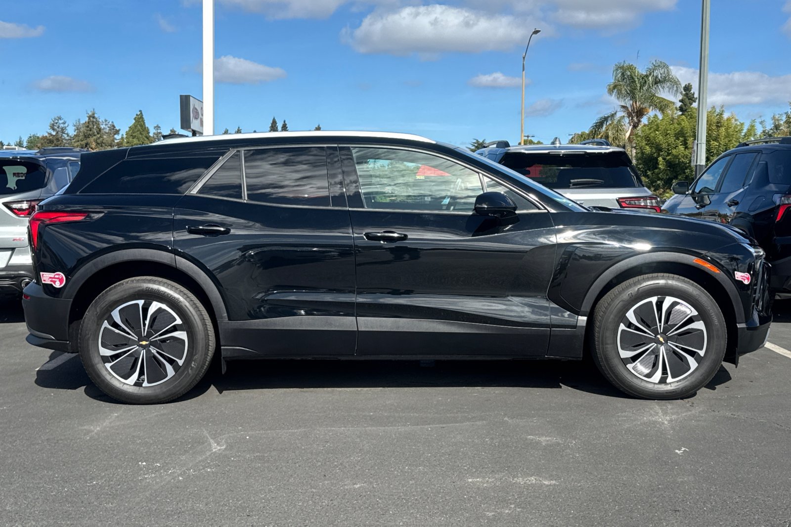 Used 2024 Chevrolet Blazer EV LT AWD/4WD image 4