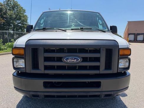 Used 2013 Ford E-250 and Econoline 250 w/ Commercial Cargo Van Pkg RWD image 2