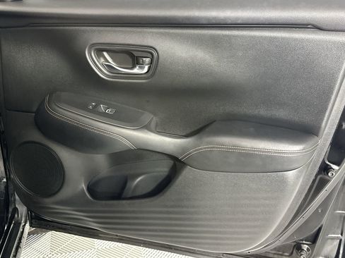 Used 2023 Honda HR-V Sport image 31