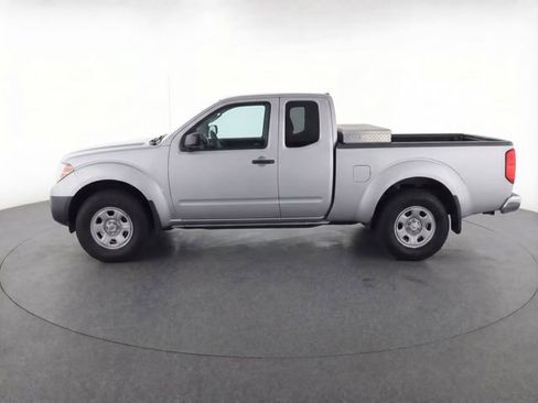 Used 2015 Nissan Frontier S image 4