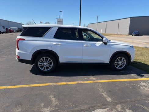 Used 2021 Hyundai Palisade SE image 2