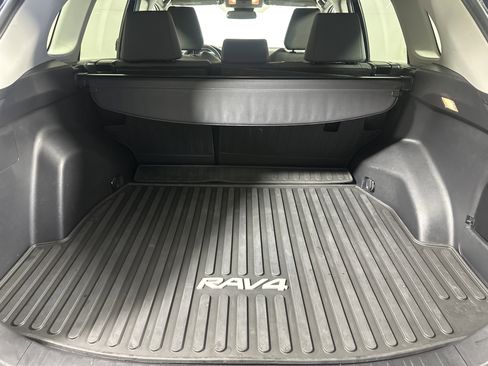 Used 2020 Toyota RAV4 XLE w/ All Weather Liner Package image 23