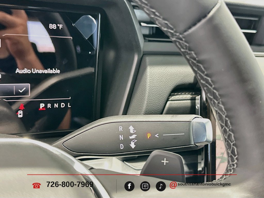 New 2027 GMC Terrain Elevation w/ Elevation Premium Package FWD image 18