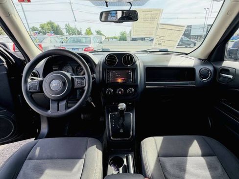 Used 2016 Jeep Patriot Sport w/ Power Value Group AWD/4WD image 16