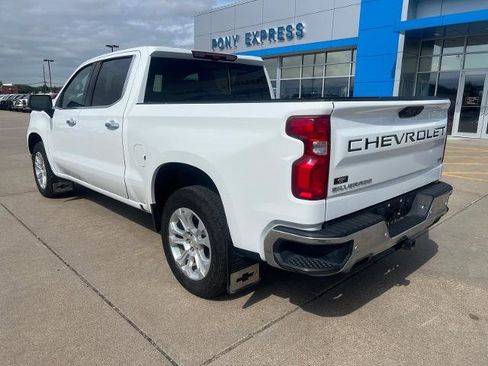 Used 2024 Chevrolet Silverado 1500 LTZ AWD/4WD image 5