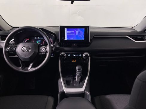 Certified 2025 Toyota RAV4 XLE FWD image 14
