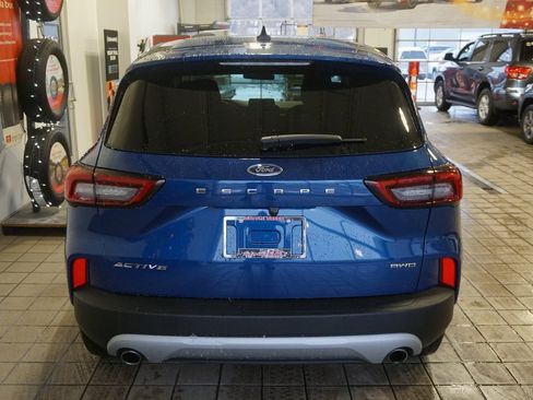 Used 2023 Ford Escape Active image 16