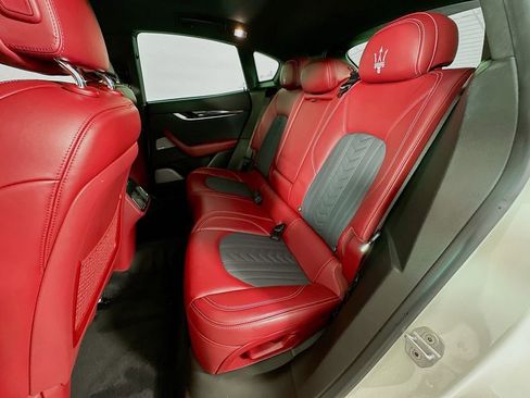 Used 2019 Maserati Levante S GranLusso AWD/4WD image 25