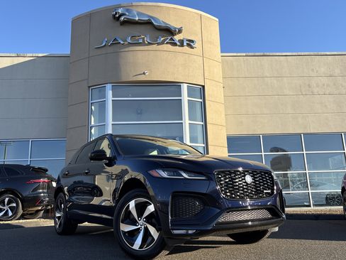 Certified 2025 Jaguar F-PACE R-Dynamic S image 1