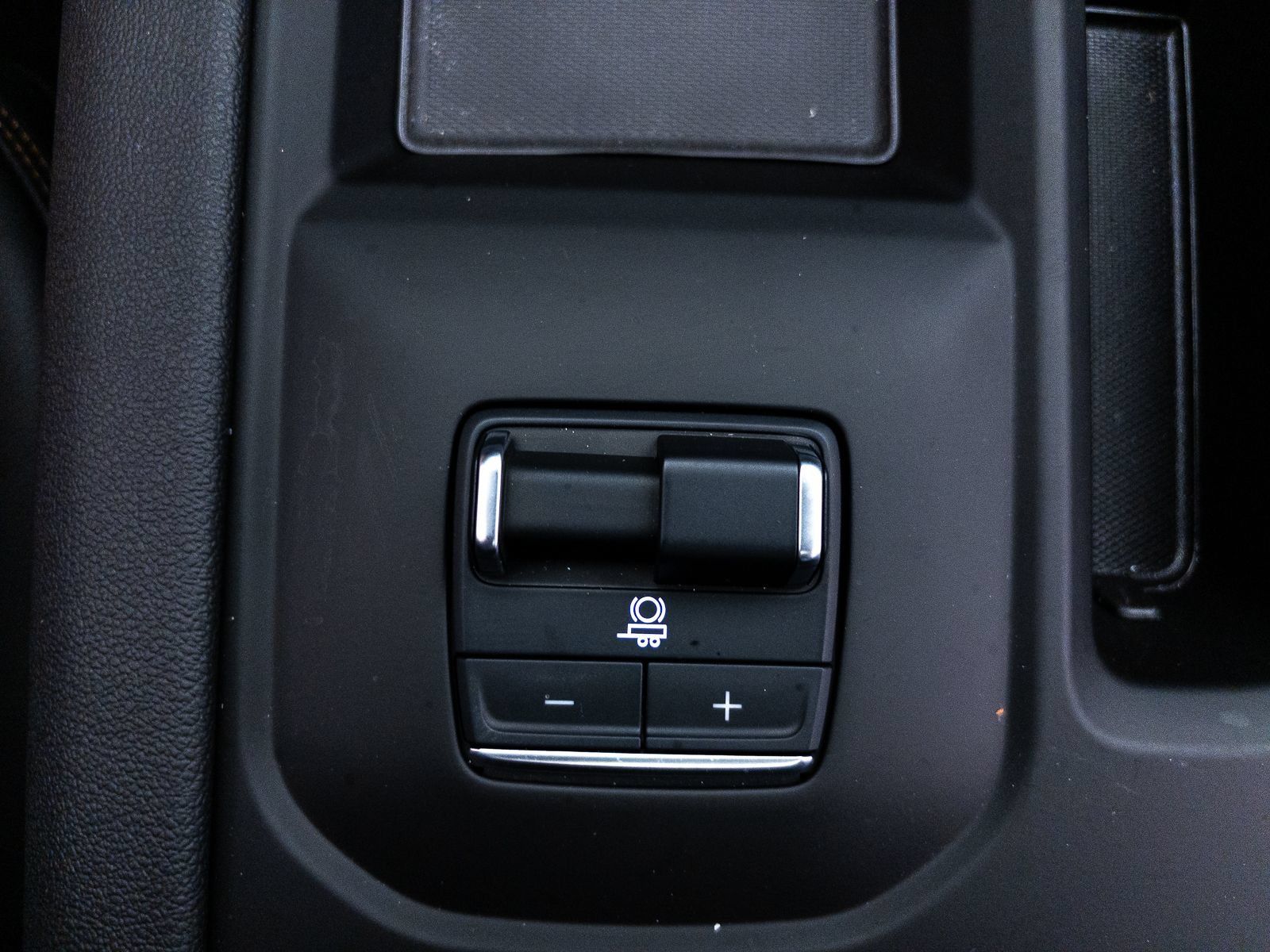 Used 2025 GMC Sierra 2500 AT4 w/ AT4 Premium Plus Package AWD/4WD image 34