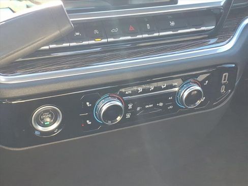 Used 2022 GMC Sierra 1500 Elevation image 28