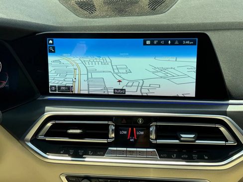 Used 2019 BMW X5 xDrive40i w/ M Sport Package AWD/4WD image 21