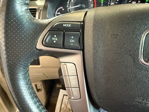 Used 2017 Honda Odyssey Touring image 19