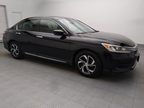 Used 2017 Honda Accord LX image 11
