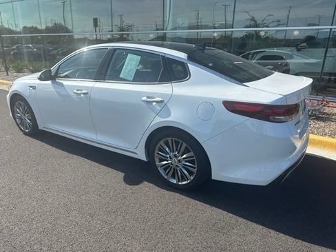 Used 2018 Kia Optima SX w/ Technology Package FWD image 4