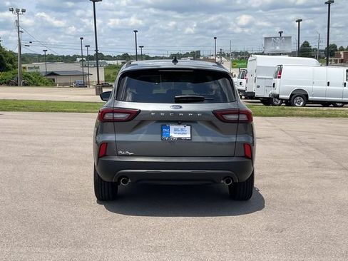 Used 2025 Ford Escape ST-Line FWD image 5