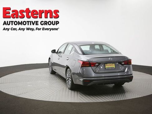 Used 2025 Nissan Altima 2.5 SV FWD image 65