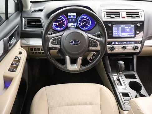 Used 2016 Subaru Outback 2.5i Premium AWD/4WD image 5