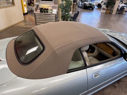 Used 2006 Jaguar XK8 Base image 12