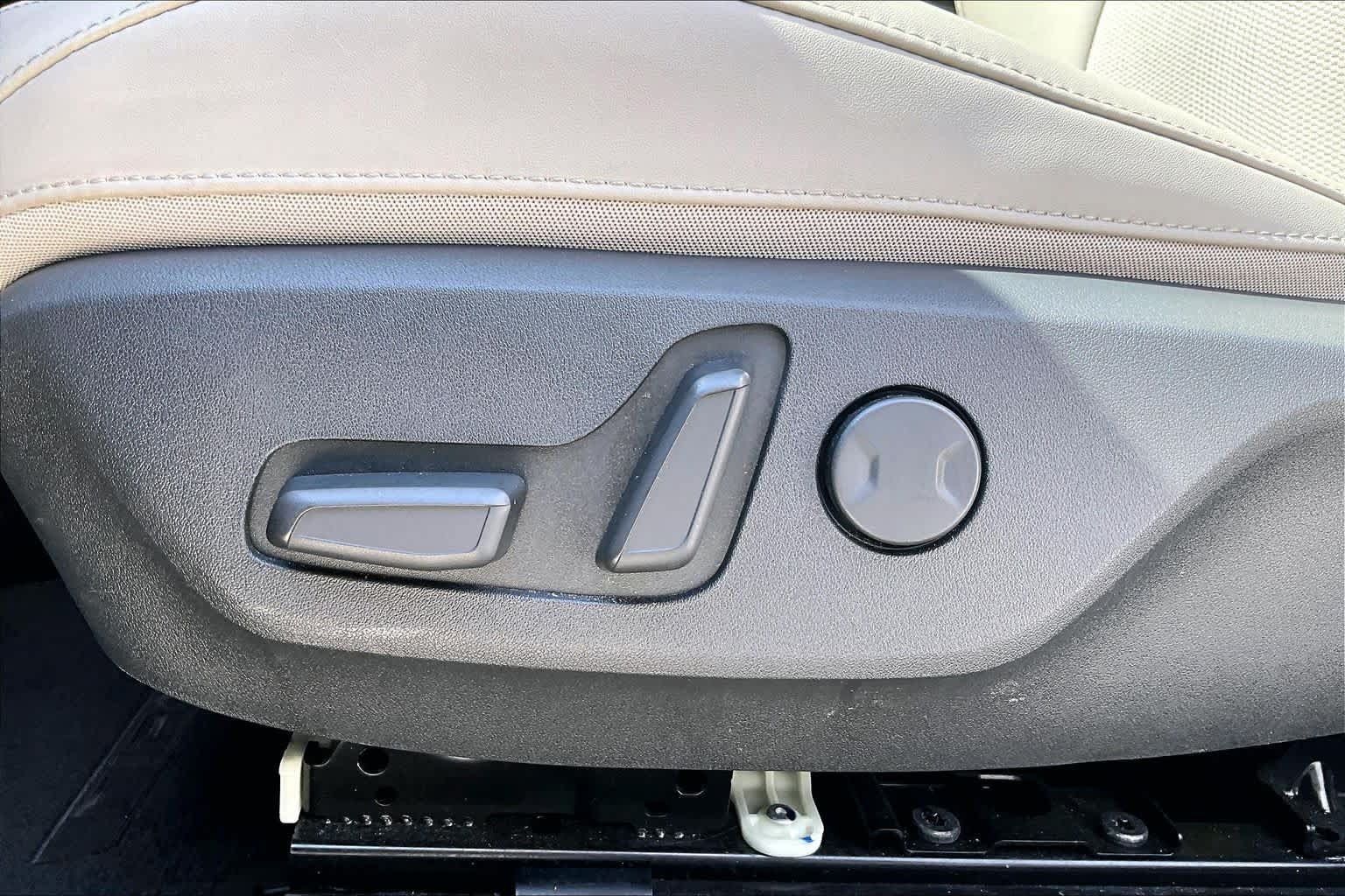 Used 2023 Kia Niro Wind FWD image 29