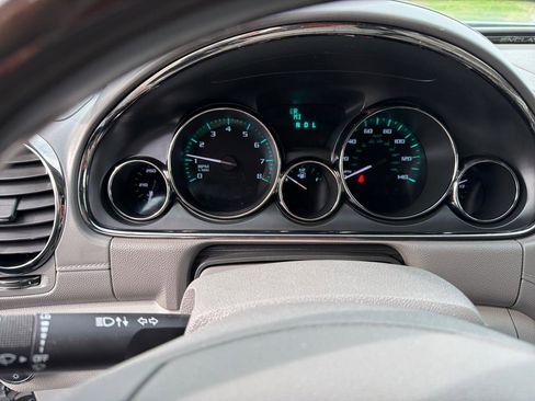 Used 2014 Buick Enclave Leather w/ Trailering Provision Package image 32