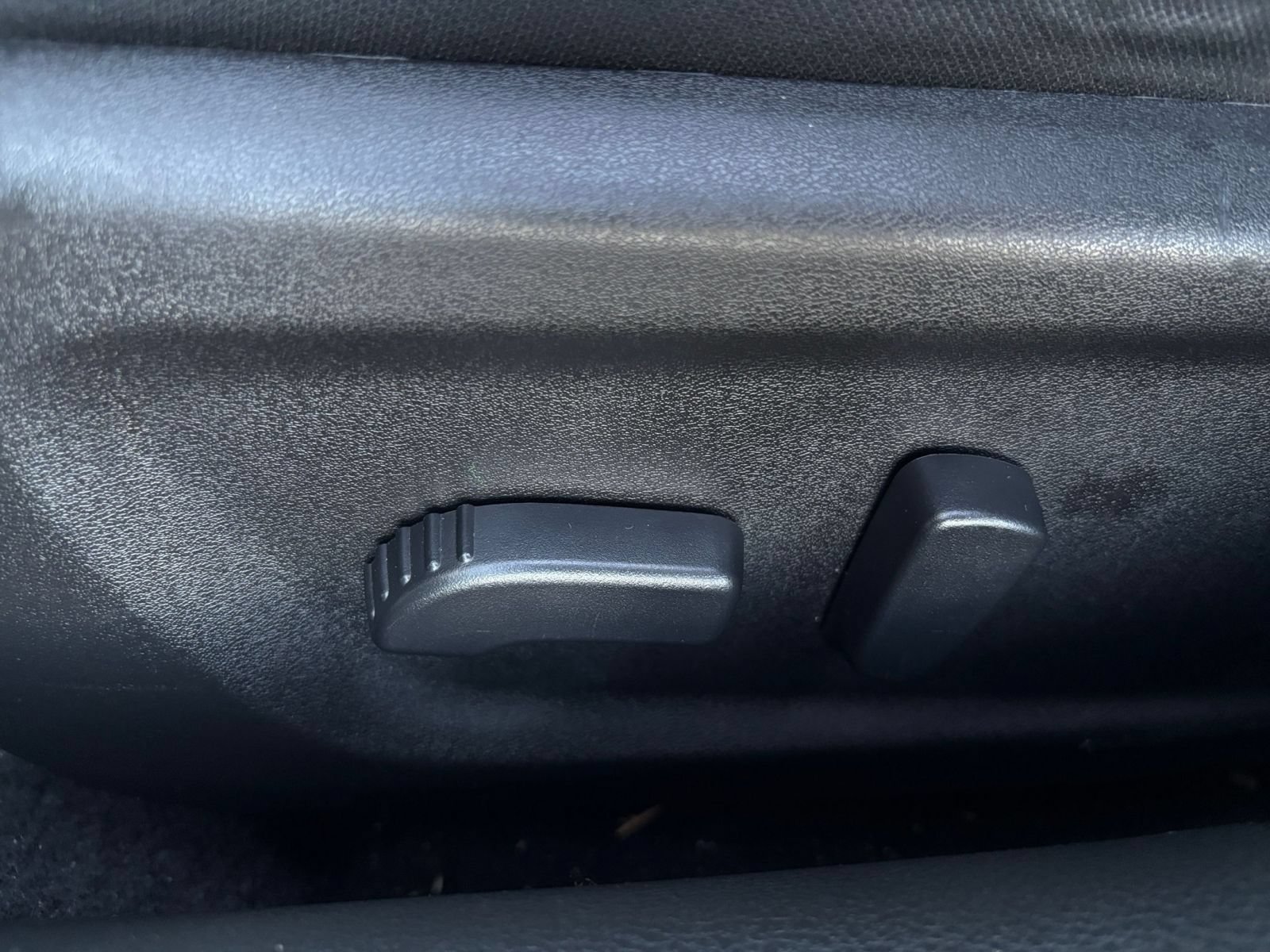 Used 2025 Nissan Altima 2.5 SV FWD image 21