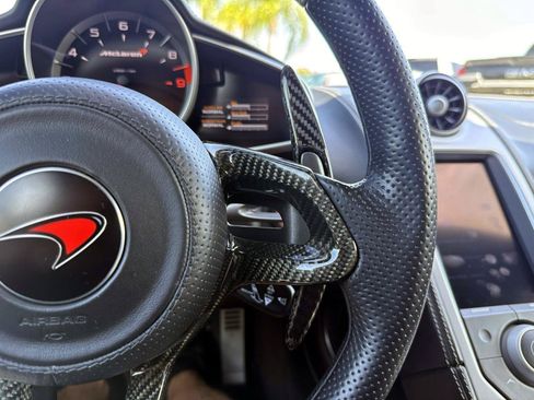 Used 2012 McLaren MP4-12C Coupe RWD image 23