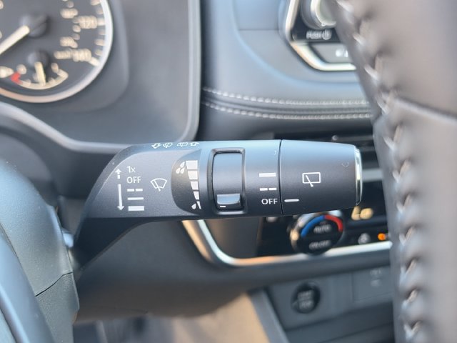 Used 2026 Nissan Rogue SV w/ Cold Weather Package FWD image 20