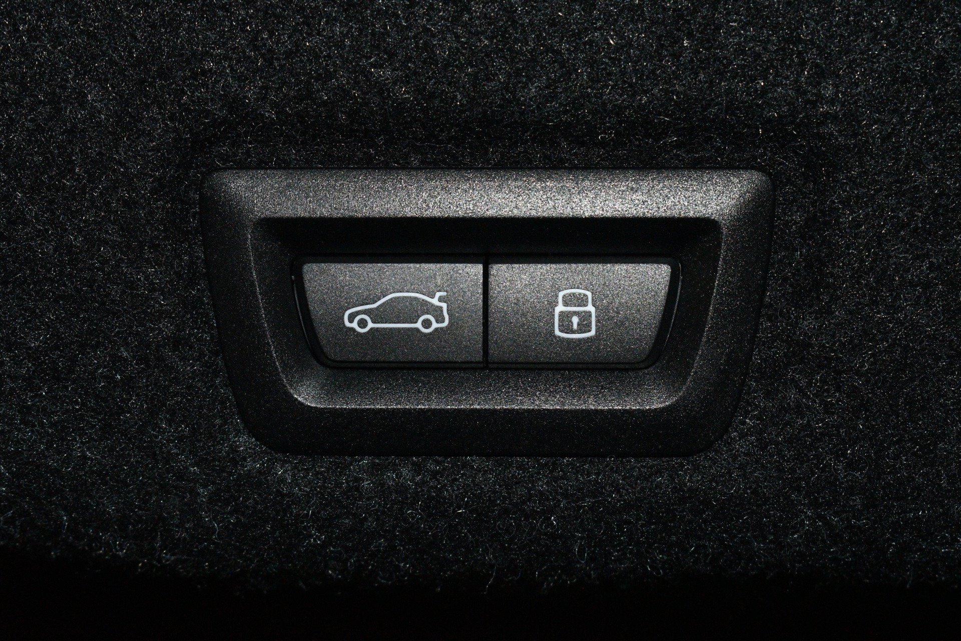 Used 2025 BMW M5 w/ Carbon Package AWD/4WD image 96