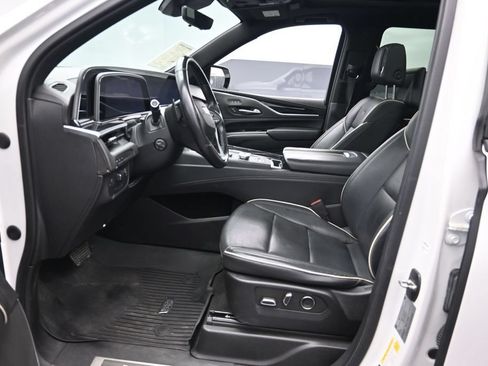 Used 2021 Cadillac Escalade ESV Sport w/ Driver Assist Tech Package RWD image 12