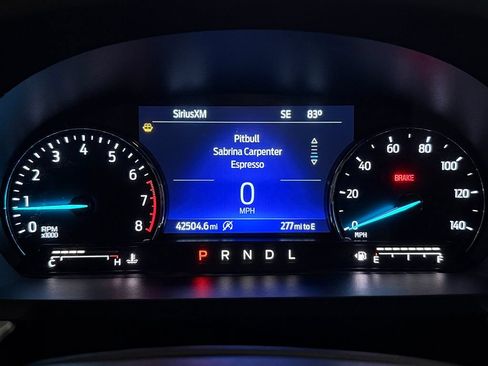 Used 2023 Ford Explorer XLT w/ Equipment Group 202A AWD/4WD image 38