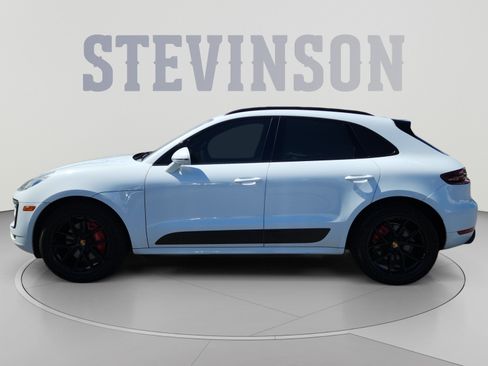 Used 2018 Porsche Macan GTS AWD/4WD image 2