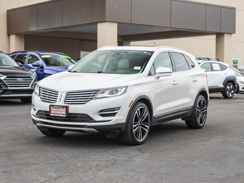 Used 2017 Lincoln MKC Reserve image 3