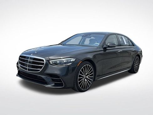 Used 2023 Mercedes-Benz S 580 4MATIC Sedan image 2