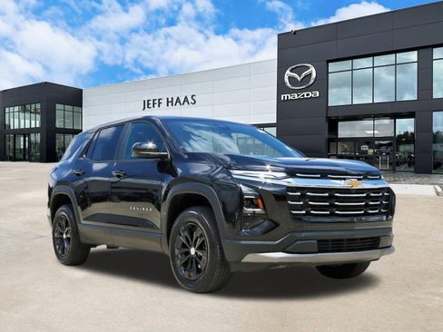 Used 2026 Chevrolet Equinox LT FWD image 4