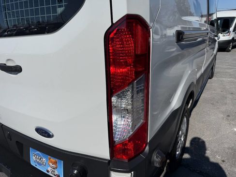 Used 2018 Ford Transit 250 148 Low Roof w/ Exterior Upgrade Package image 39