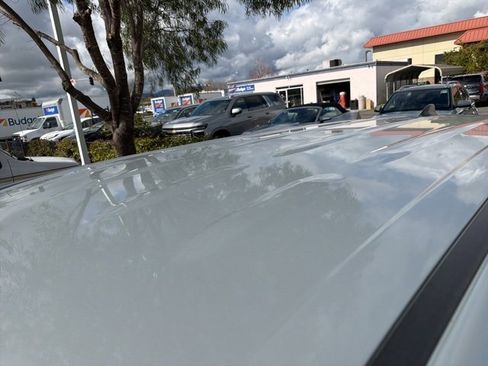 Used 2024 Toyota Highlander LE image 22