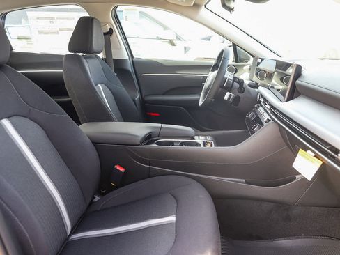 New 2026 Hyundai Sonata SEL FWD image 23
