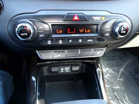 Used 2016 Kia Sorento EX w/ EX Premium Package image 19