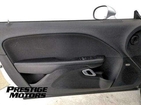 Used 2019 Dodge Challenger R/T Scat Pack w/ Shaker Package image 35