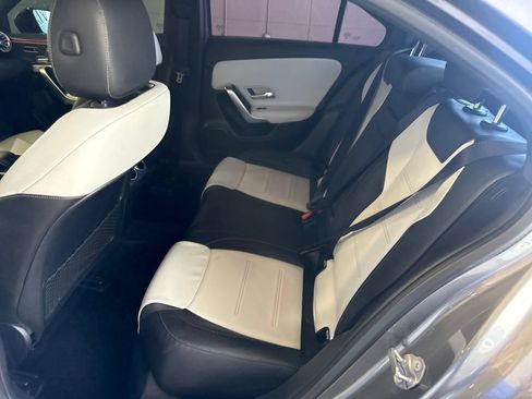 Used 2019 Mercedes-Benz A 220 image 10