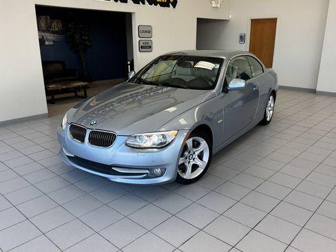 Used 2012 BMW 335i Convertible RWD image 56