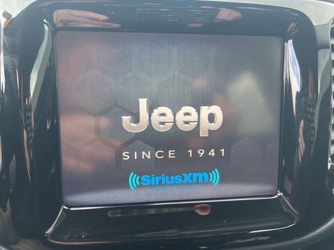 Used 2021 Jeep Compass Limited image 53