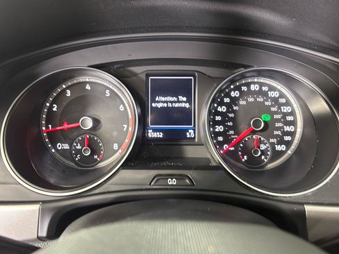 Used 2021 Volkswagen Atlas SE w/ Panoramic Sunroof Package AWD/4WD image 3