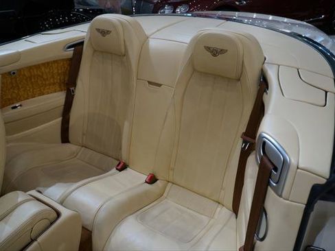 Used 2013 Bentley Continental GT image 22