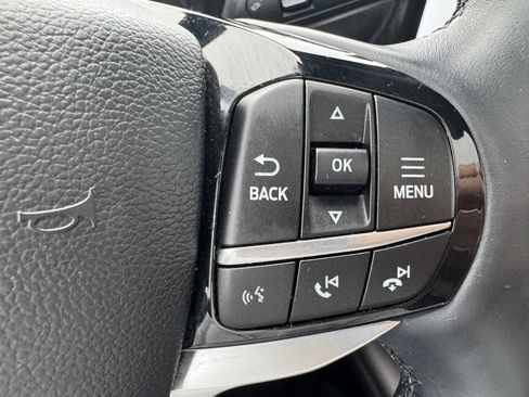 Used 2025 Ford Explorer Platinum image 16