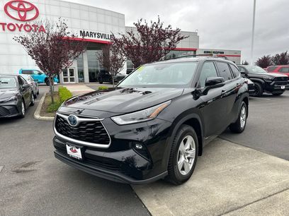 Used 2021 Toyota Highlander LE