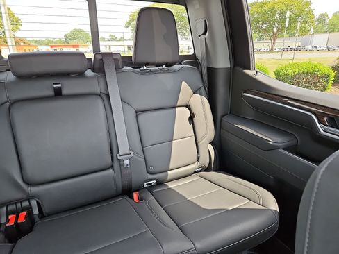 Used 2026 Chevrolet Silverado 1500 RST w/ All Star Edition Plus AWD/4WD image 15